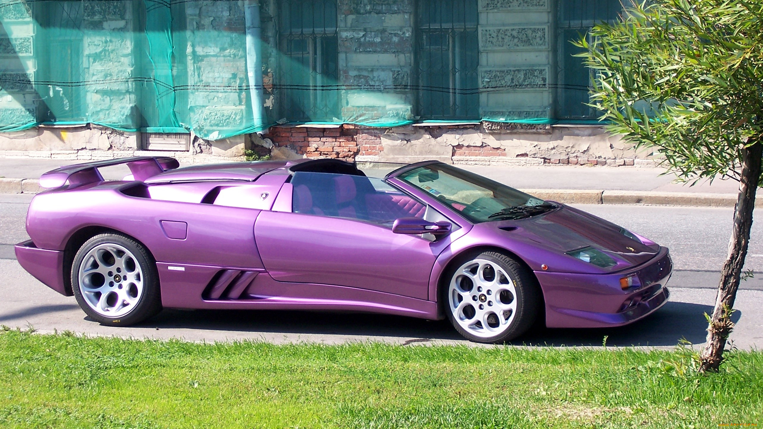 Lamborghini Diablo Green